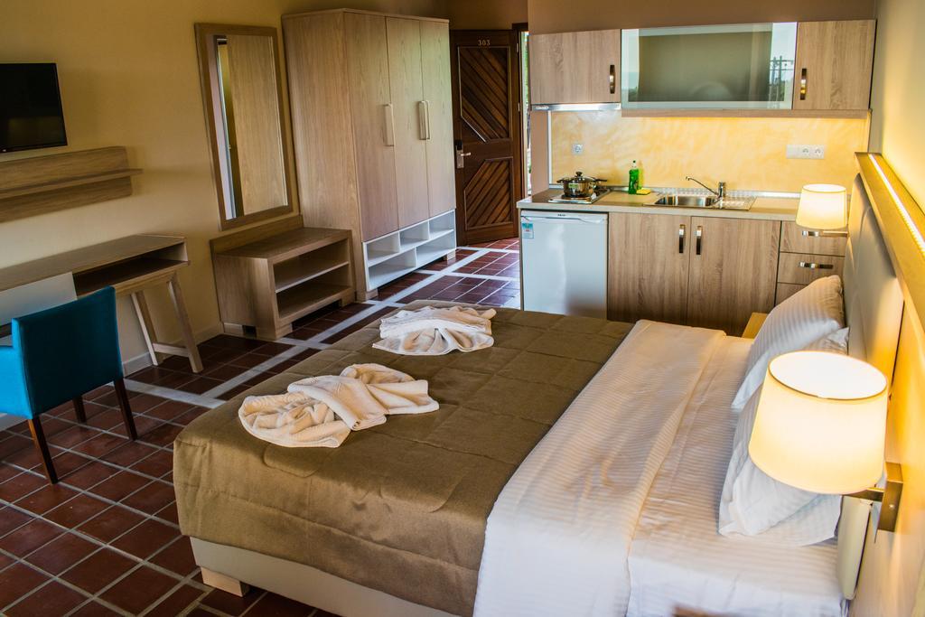 Kallisti Hotel بوتوس المظهر الخارجي الصورة